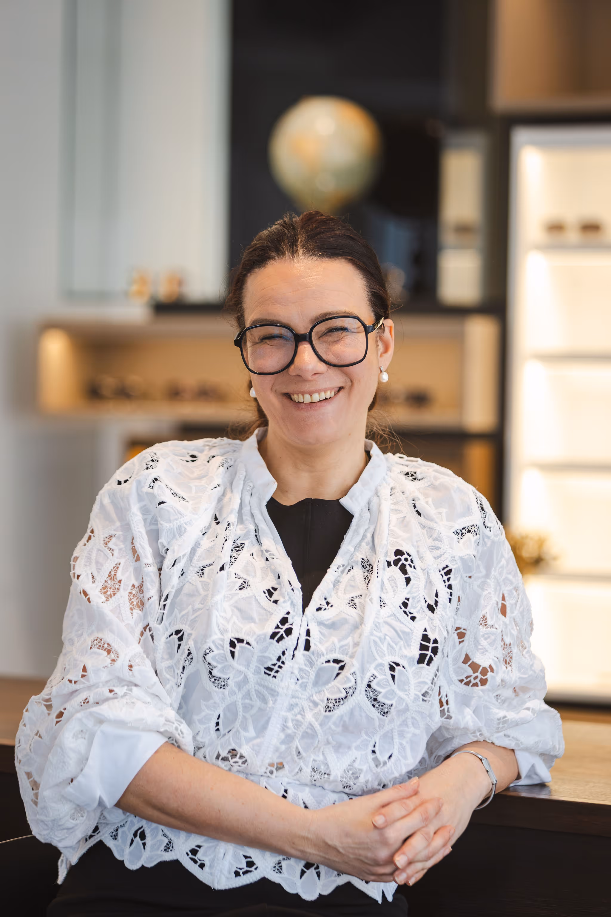 Veronika Hartmann im Geschäft in der Singerstraße