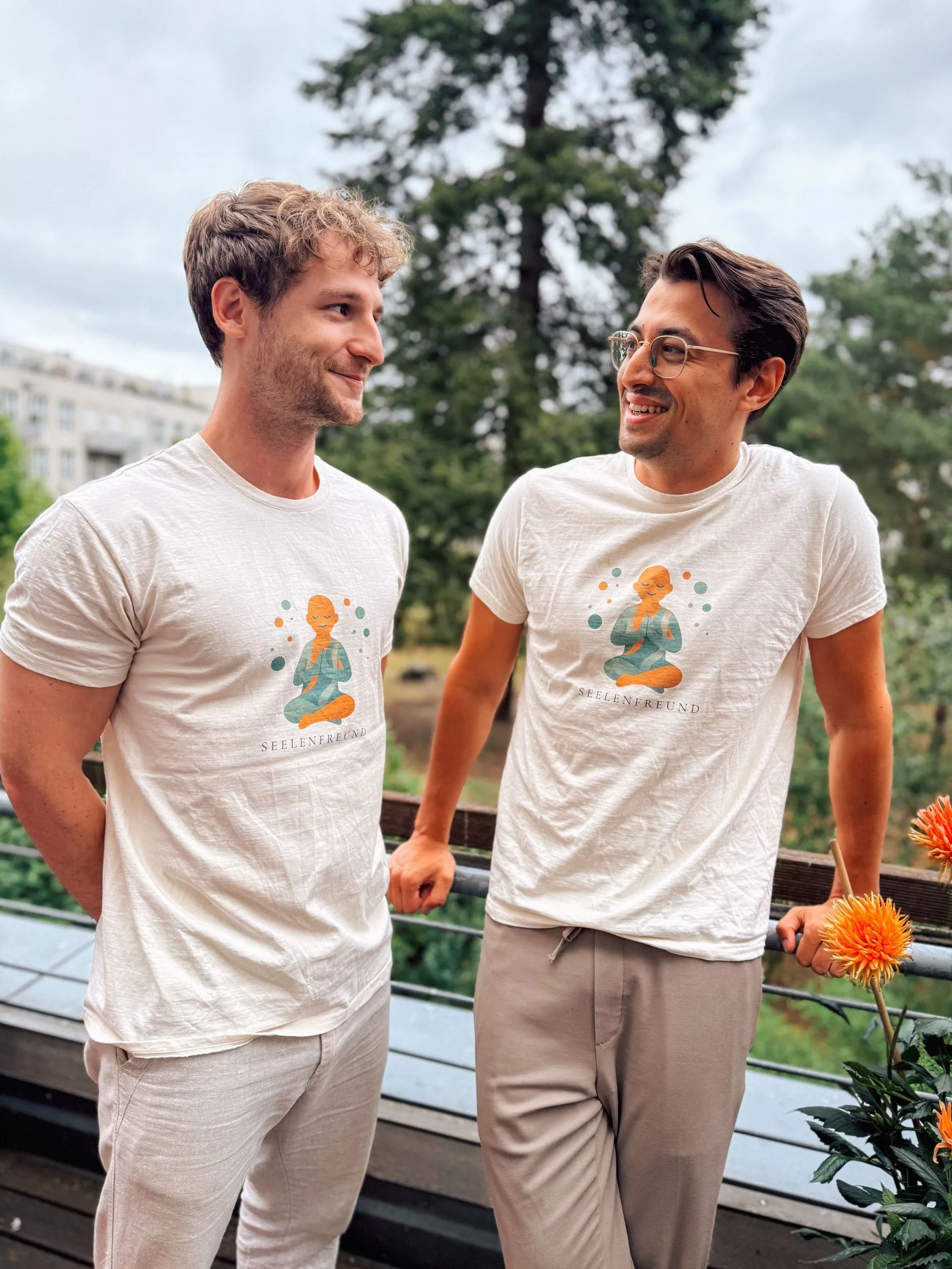 Foto von Max und Noah, den Gründern von Seelenfreund.