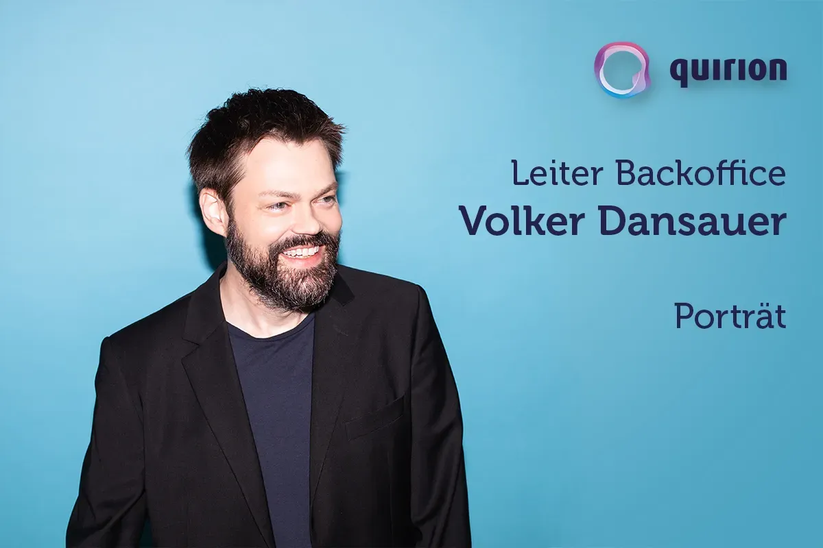 Einer, der im Hintergrund Hürden aus dem Weg räumt