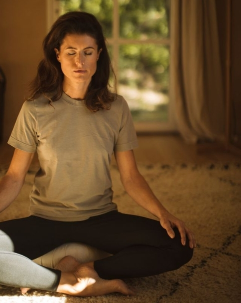 A moment of meditation at the hotel Mas des Prêcheurs, in Tarascon in Provence, a moment of well-being in a calm and rejuvenating environment.