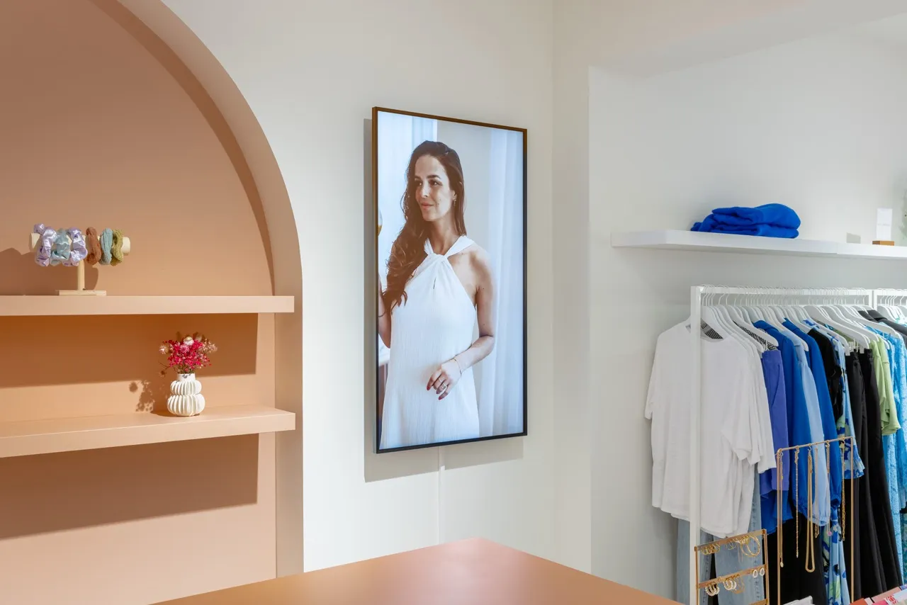 Connectify | Digital signage retail