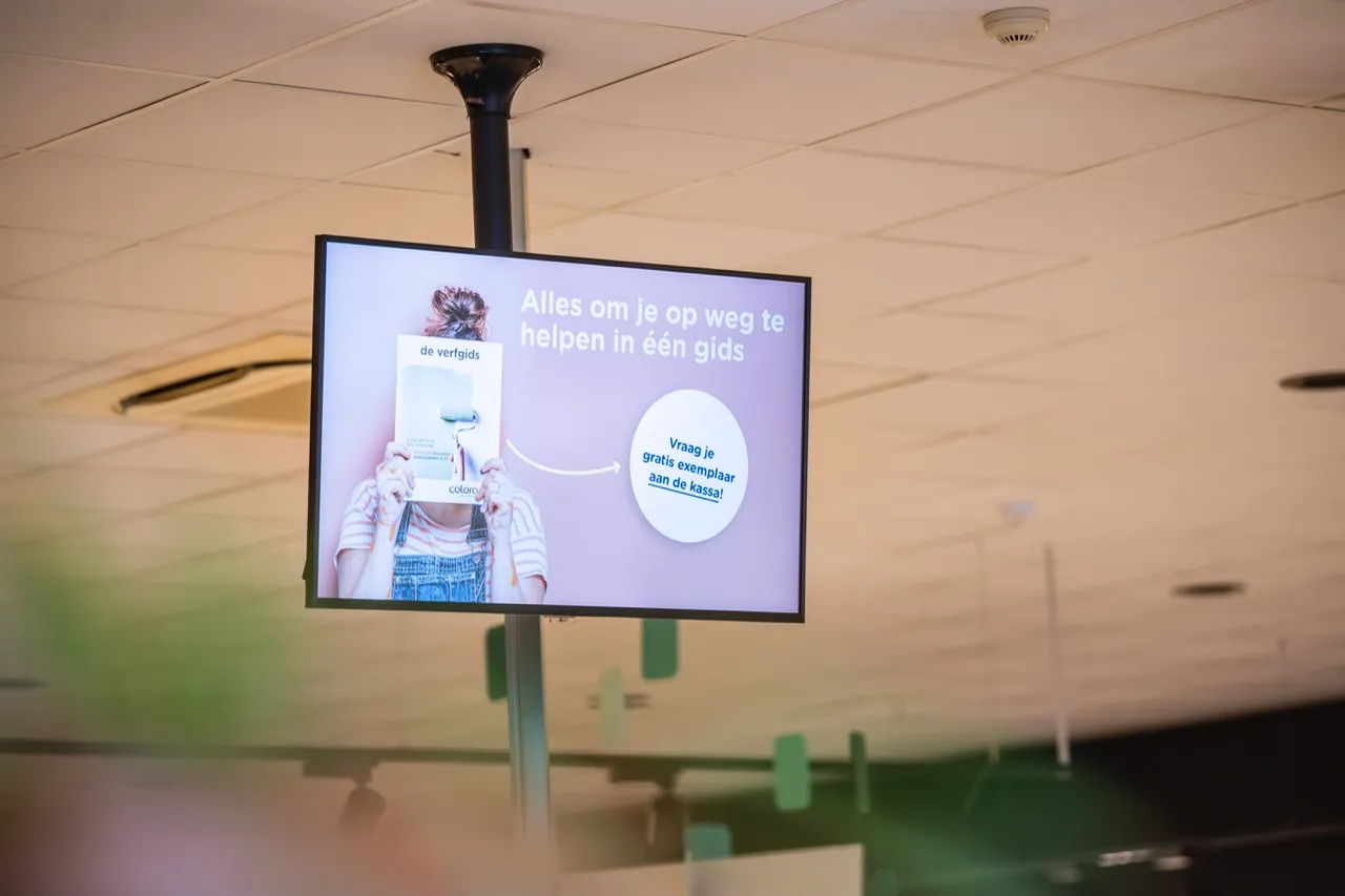 Connectify | Digital signage 4K display