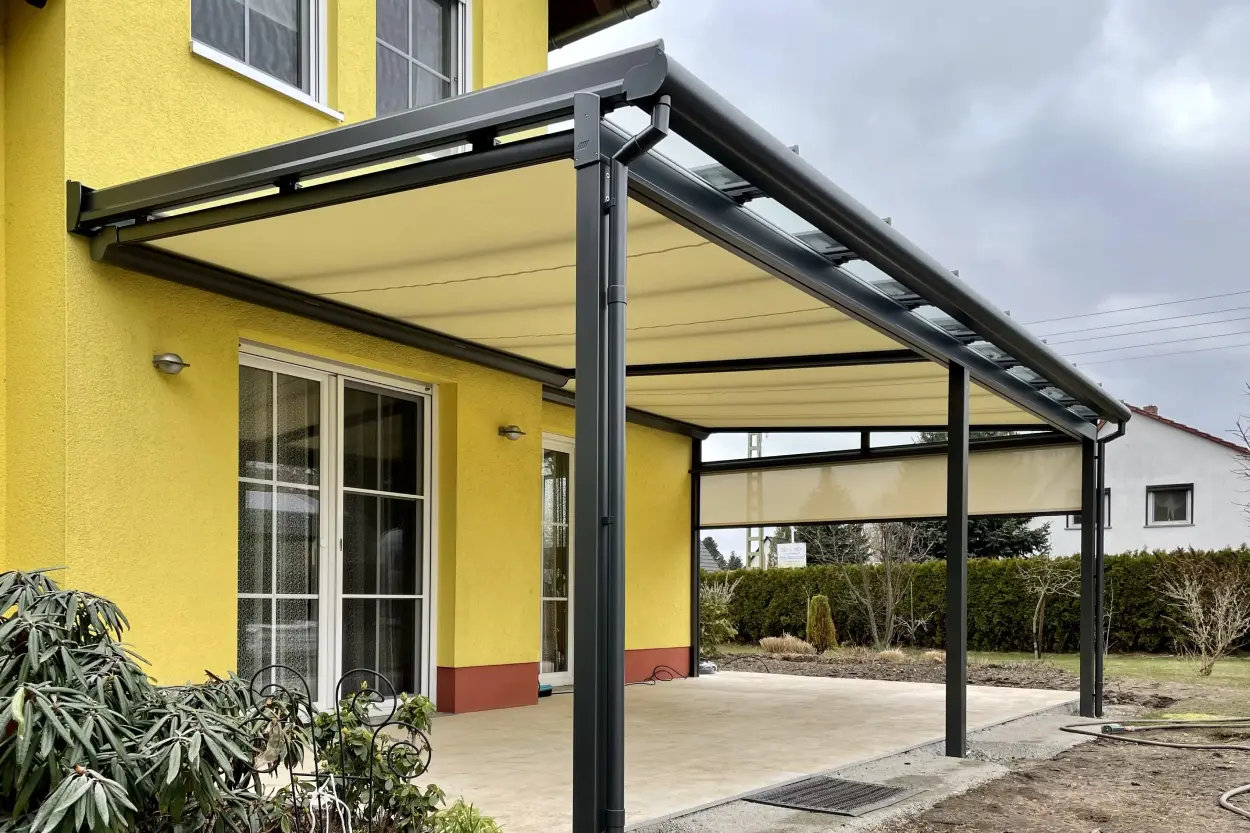 Terrassendach Panorama Maxi mit Wandversatz