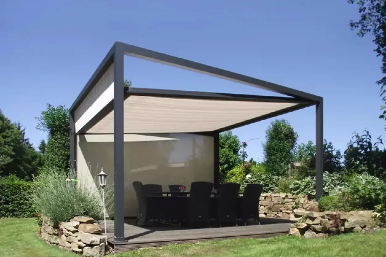 Freistehende Pergolamarkise Qbus