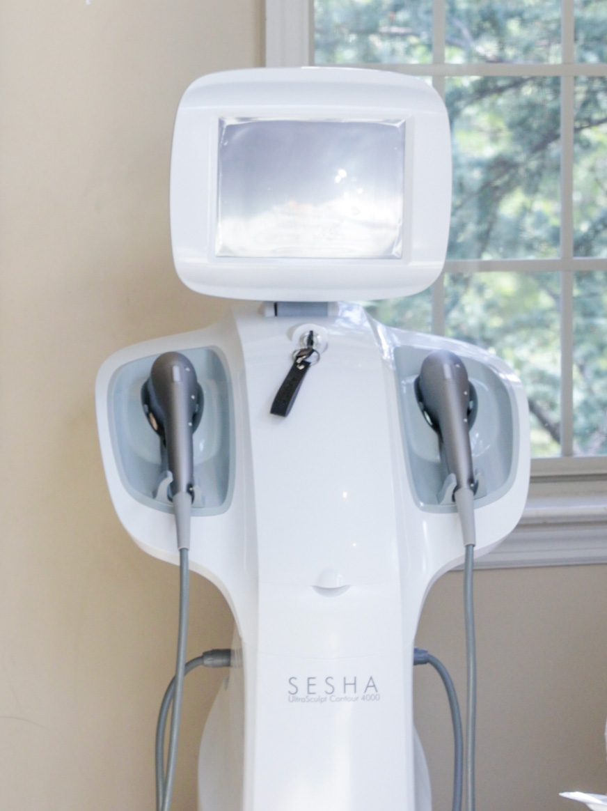 Rajeunir Esthetique's Fat Busting UltraSculpt Contour 4000 Tool