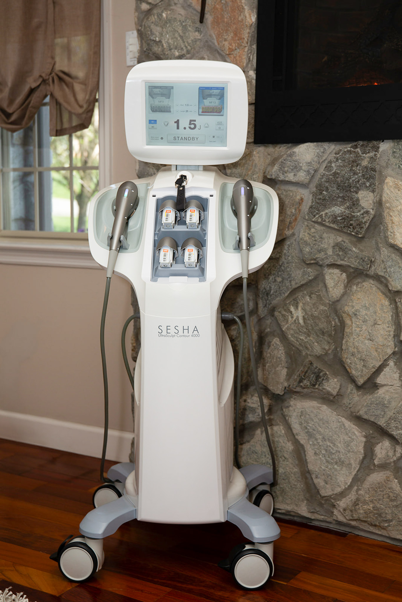 SESHA Ultrasculpt Ultrasonic Fat Contouring with Rajeunir Esthetique