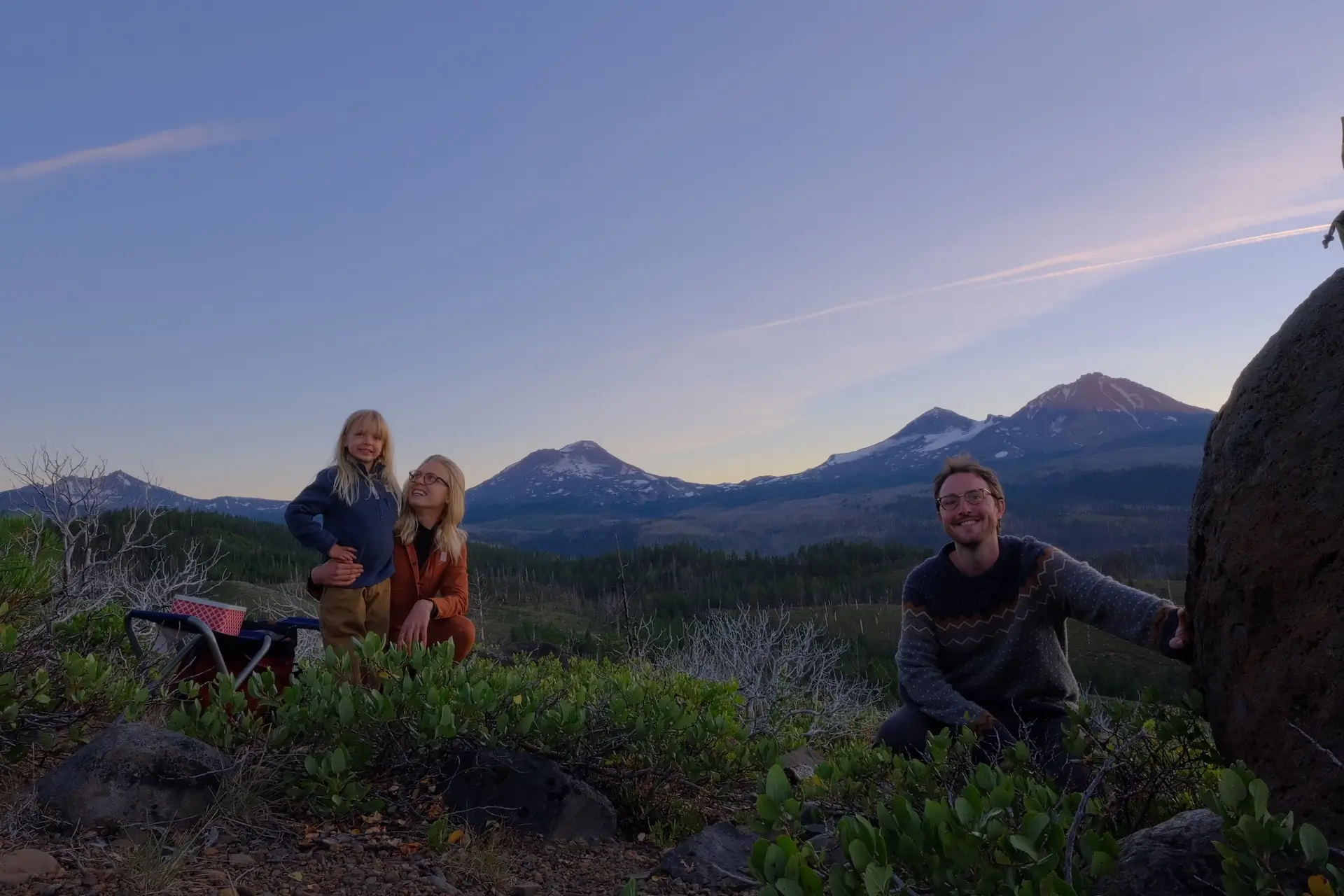 Family of Homeschoolers out on a Hike!