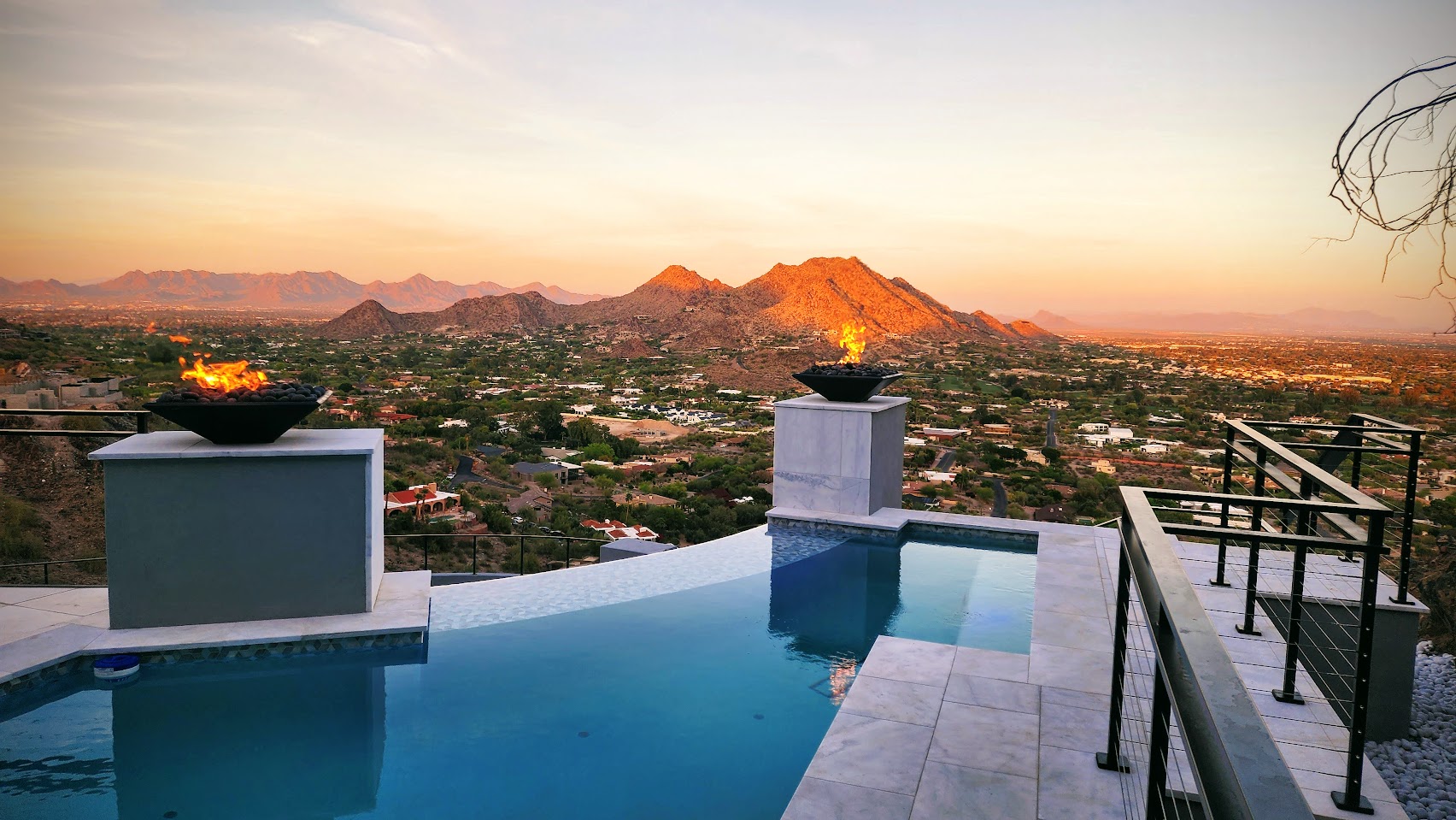 Electronic fire bowls Paradise Valley