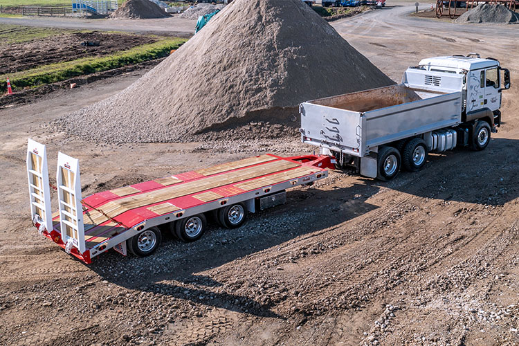 3 axle simple trailer with SItrak tipper