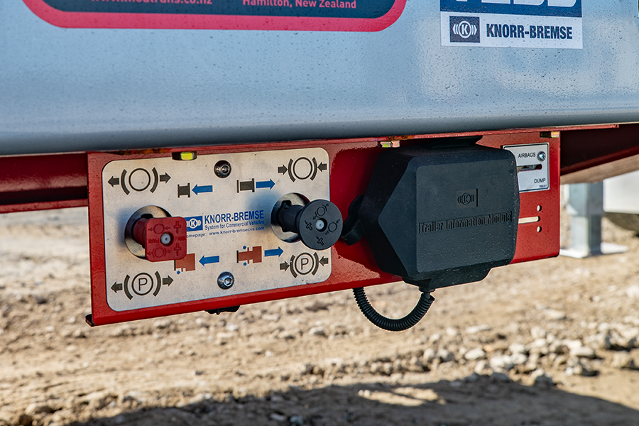 Simple Trailer Brakes Panel