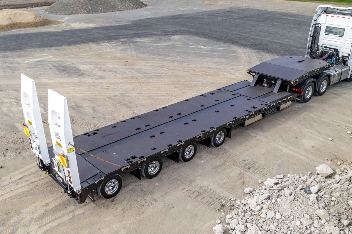 4 Axle Semi Transporter Back Angle