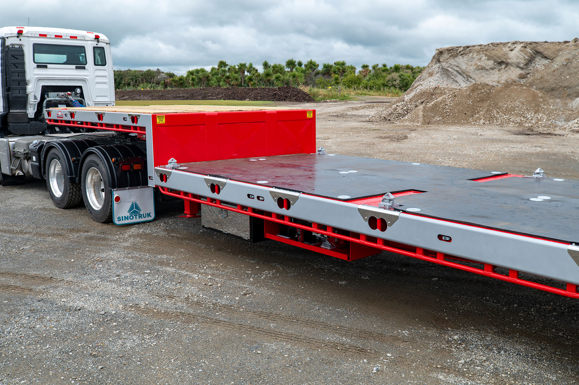 3 Axle Semi Tilt Deck Transporter Top Deck