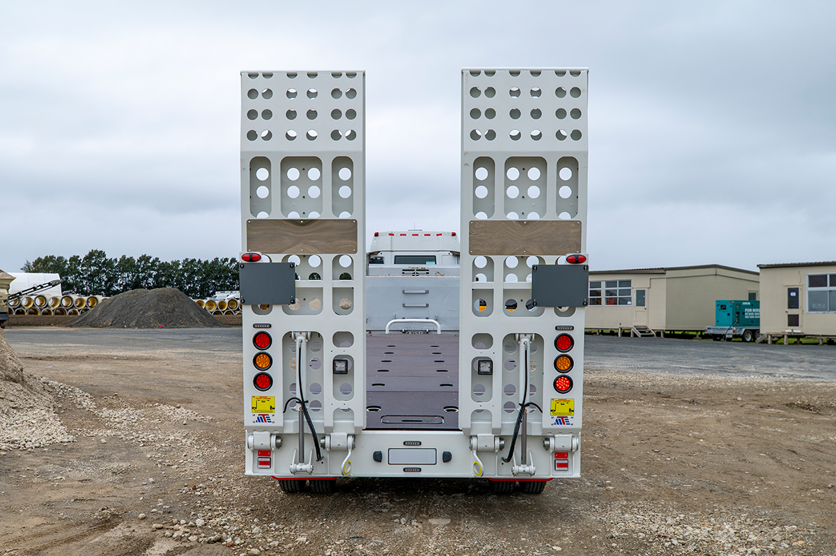 4 Axle Flat Top Low Loader Rear