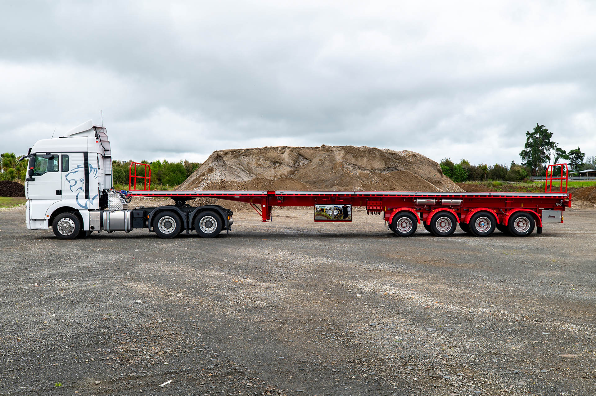 4 Axle Semi Flat Top Extendable Side View