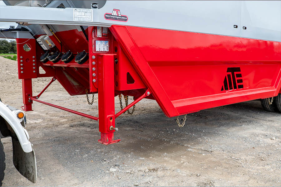 3 Axle Semi Bottom Dumper Landing Legs