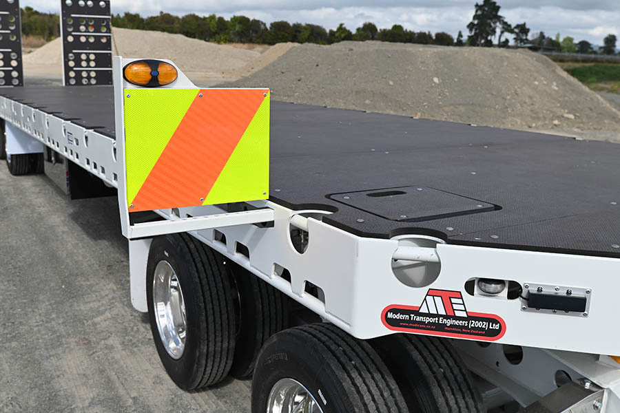 5 Axle Flat Top Low Loader Slide Out Hazard Signage