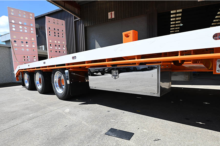 5 Axle Flat Top Low Loader Deck Widener Rope Rails