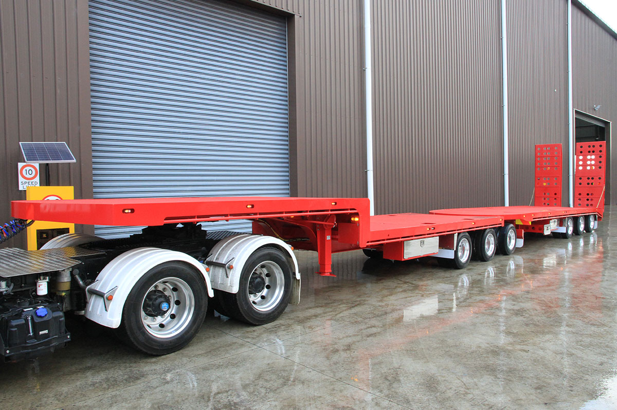 6 Axle B-Train Red Front Angle