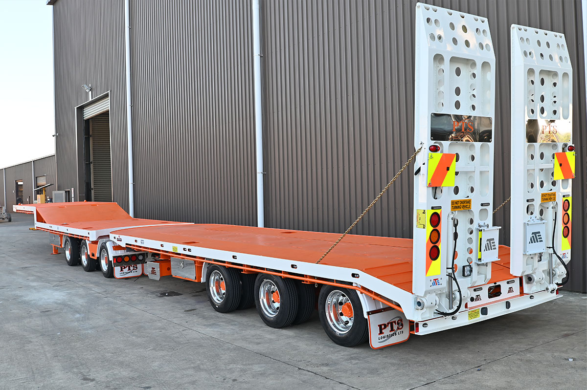 6 Axle B-Train Orange Back Angle
