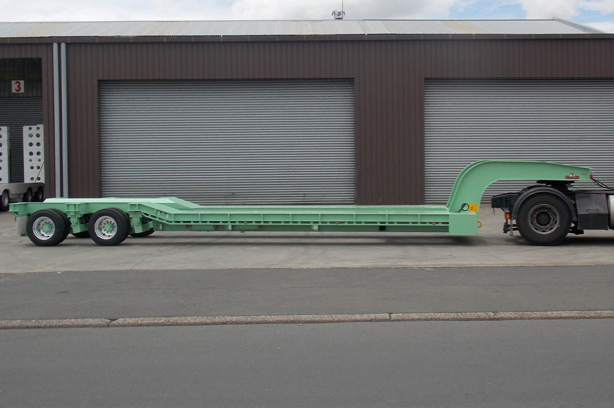 Boat Trailer Side Angle