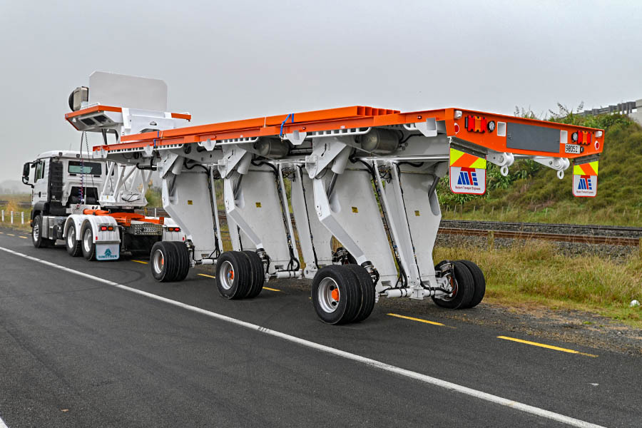 E-Command House Trailers - Hydraulic Leveling Suspension