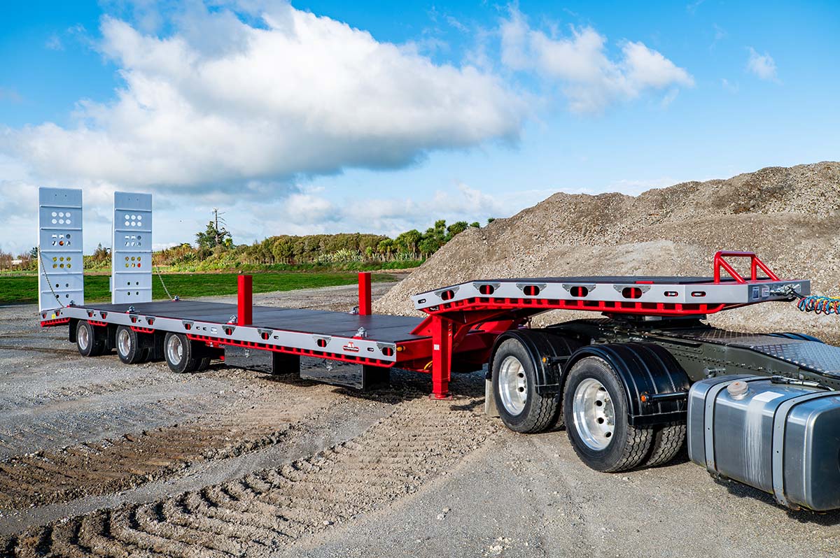 3 axle semi transporter front angle