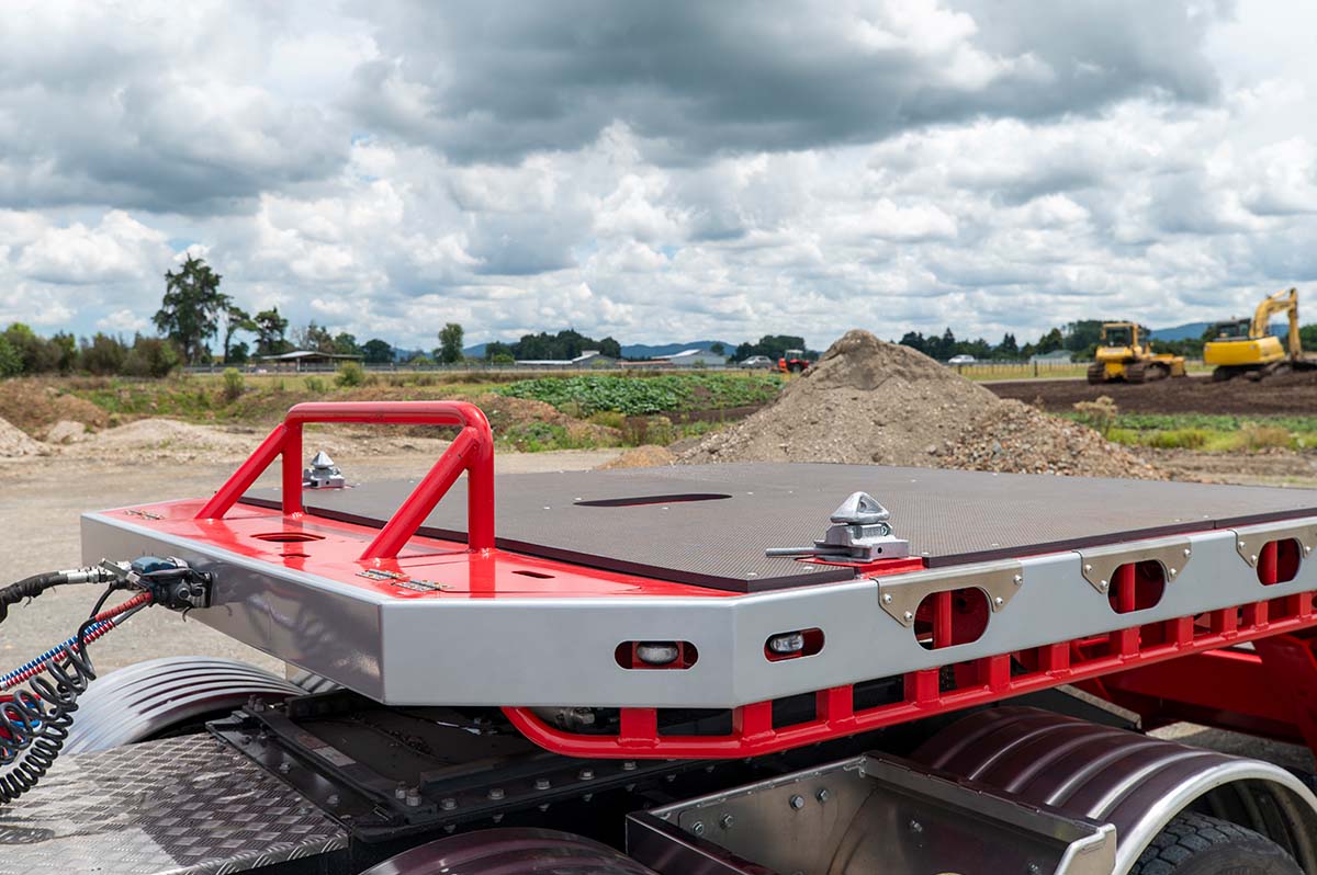 3 axle semi transporter top deck