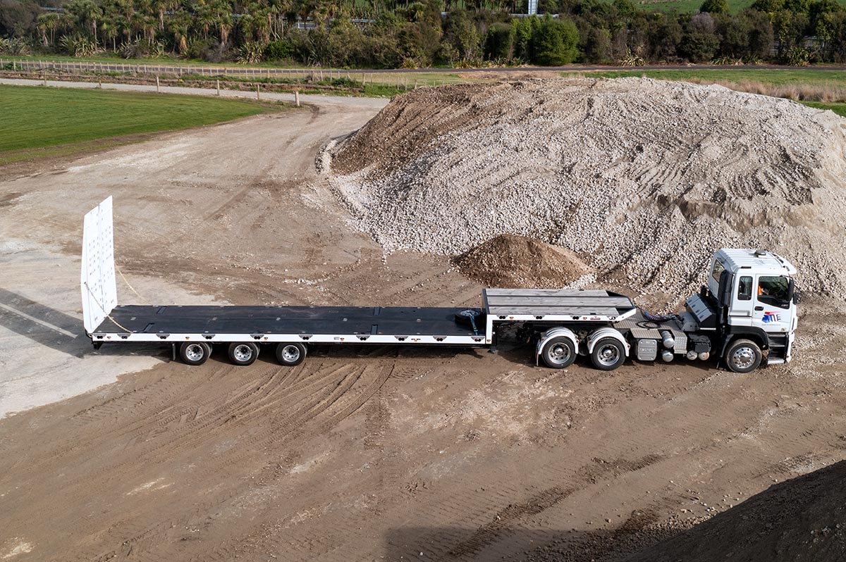 3 Axle Semi Tilt Deck Transporter Top Deck