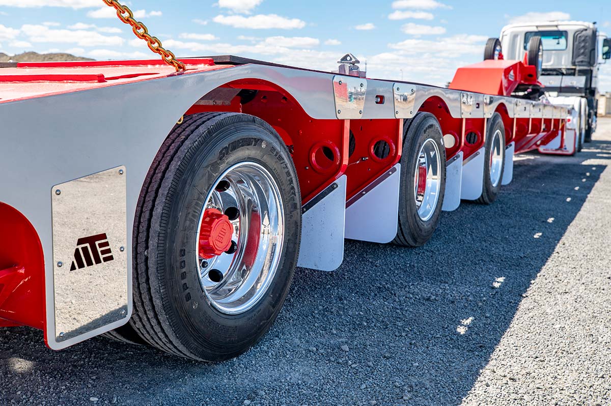 3 Rows of 8 Lightweight Linkwing Tyres