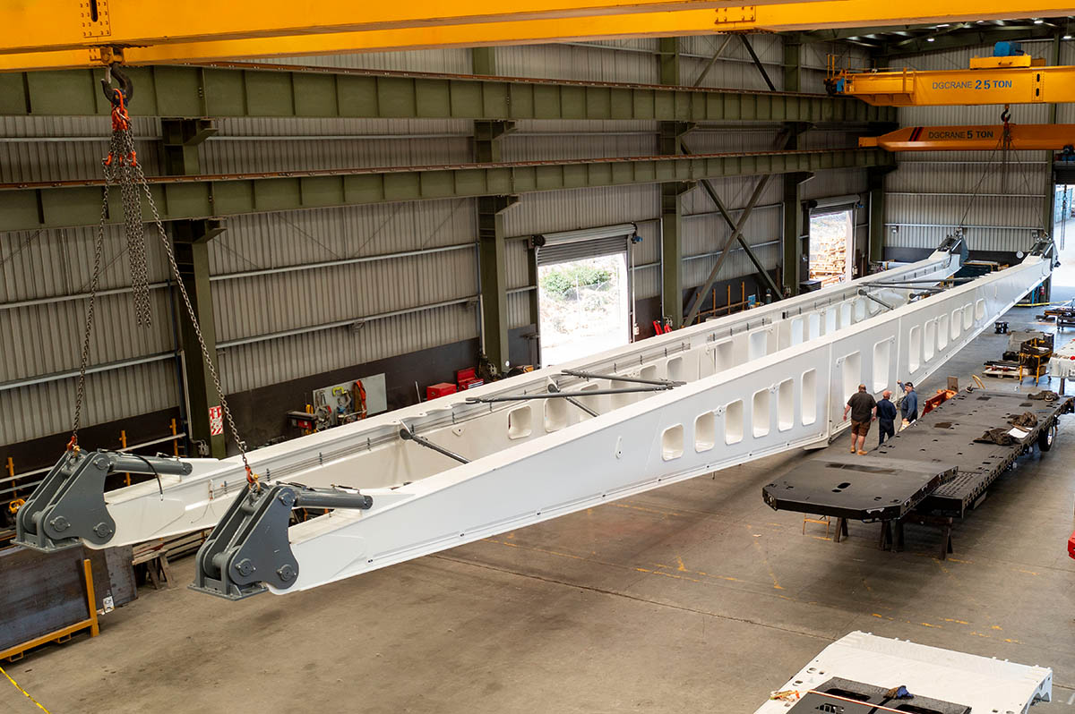 MTE 3 axle simple trailer back angle 