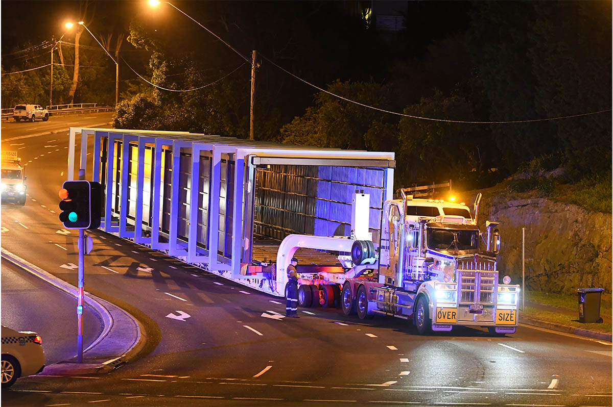 MTE 3 axle simple trailer left side angle