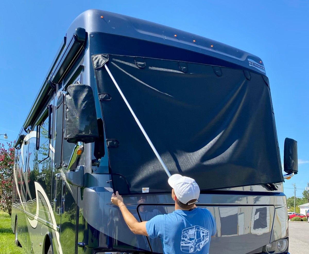 image of gadget review