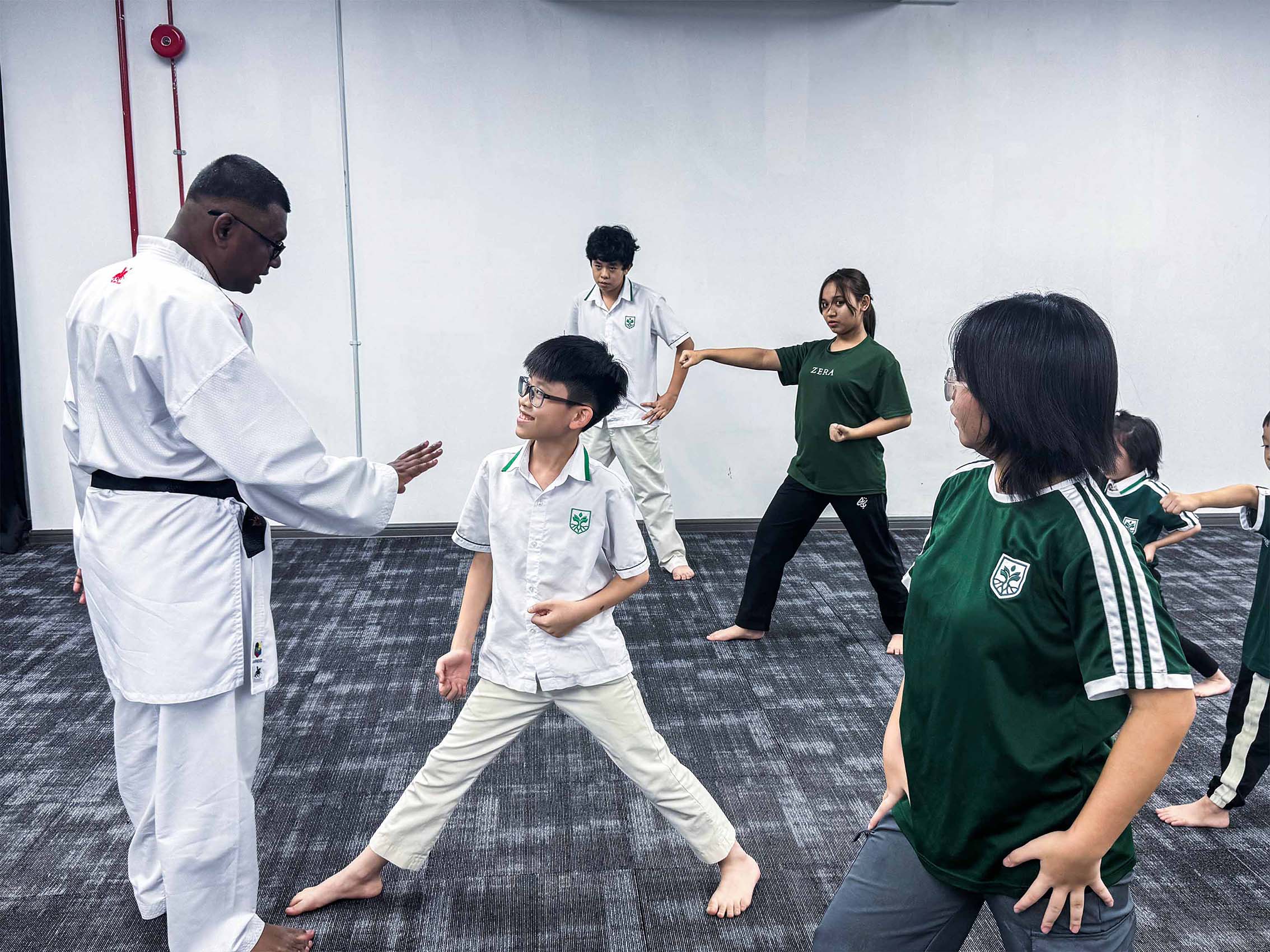 Students in Zera Extra Taekwondo/Karate class
