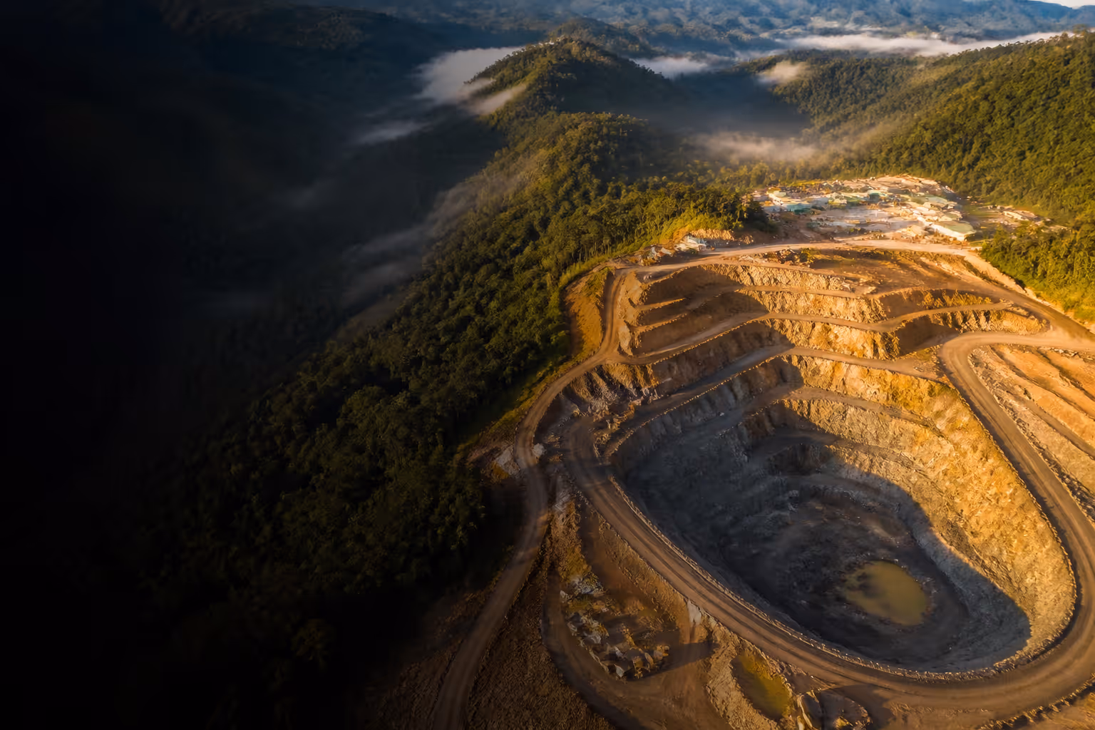 Minera Ecuador toma aerea