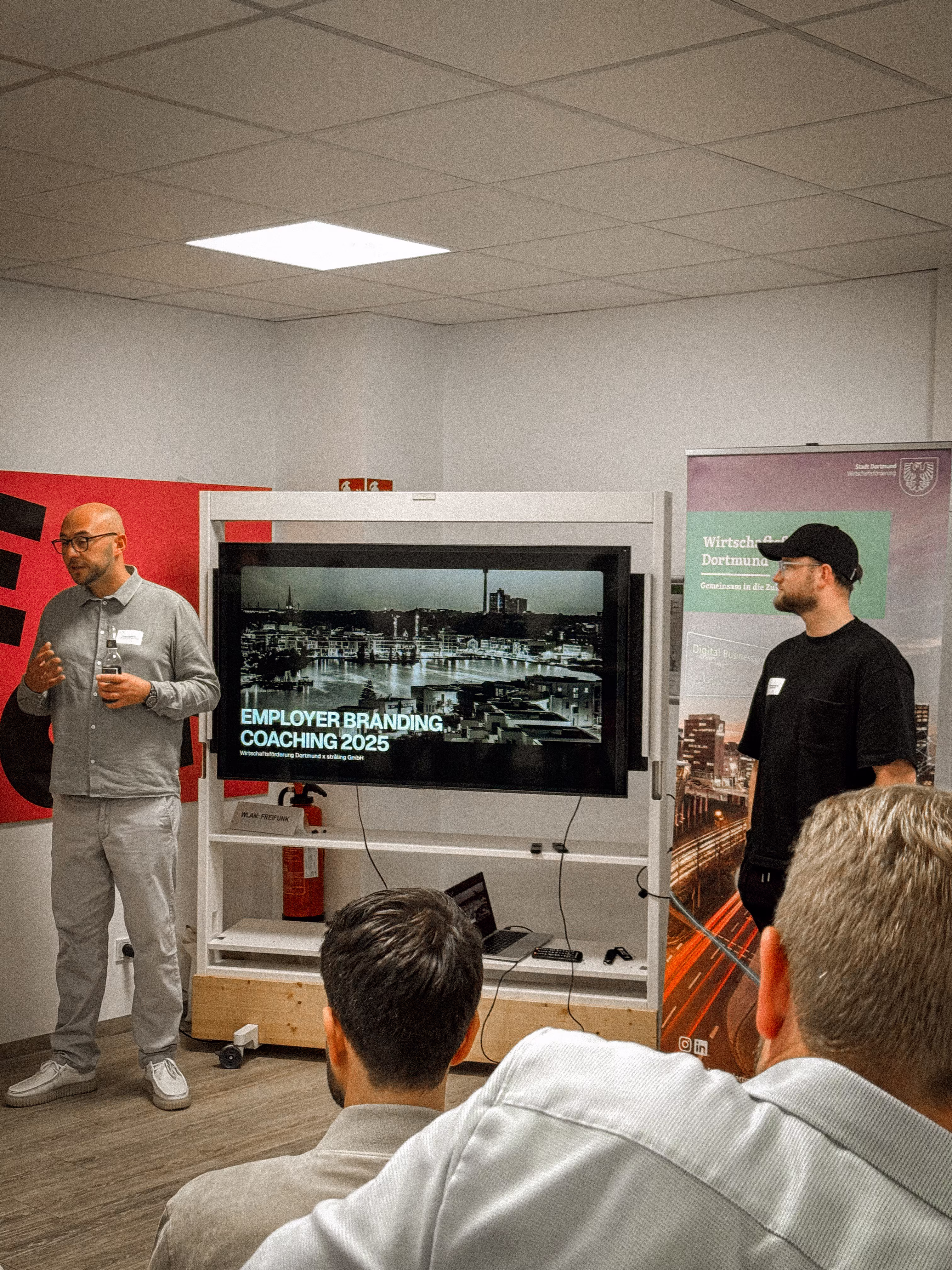 Employer Branding Coaching der Stadt Dortmund durchgeführt mit dem Employer Branding Experten Marcel Eberhardt von der r ennomierten Employer Branding Agentur straling.