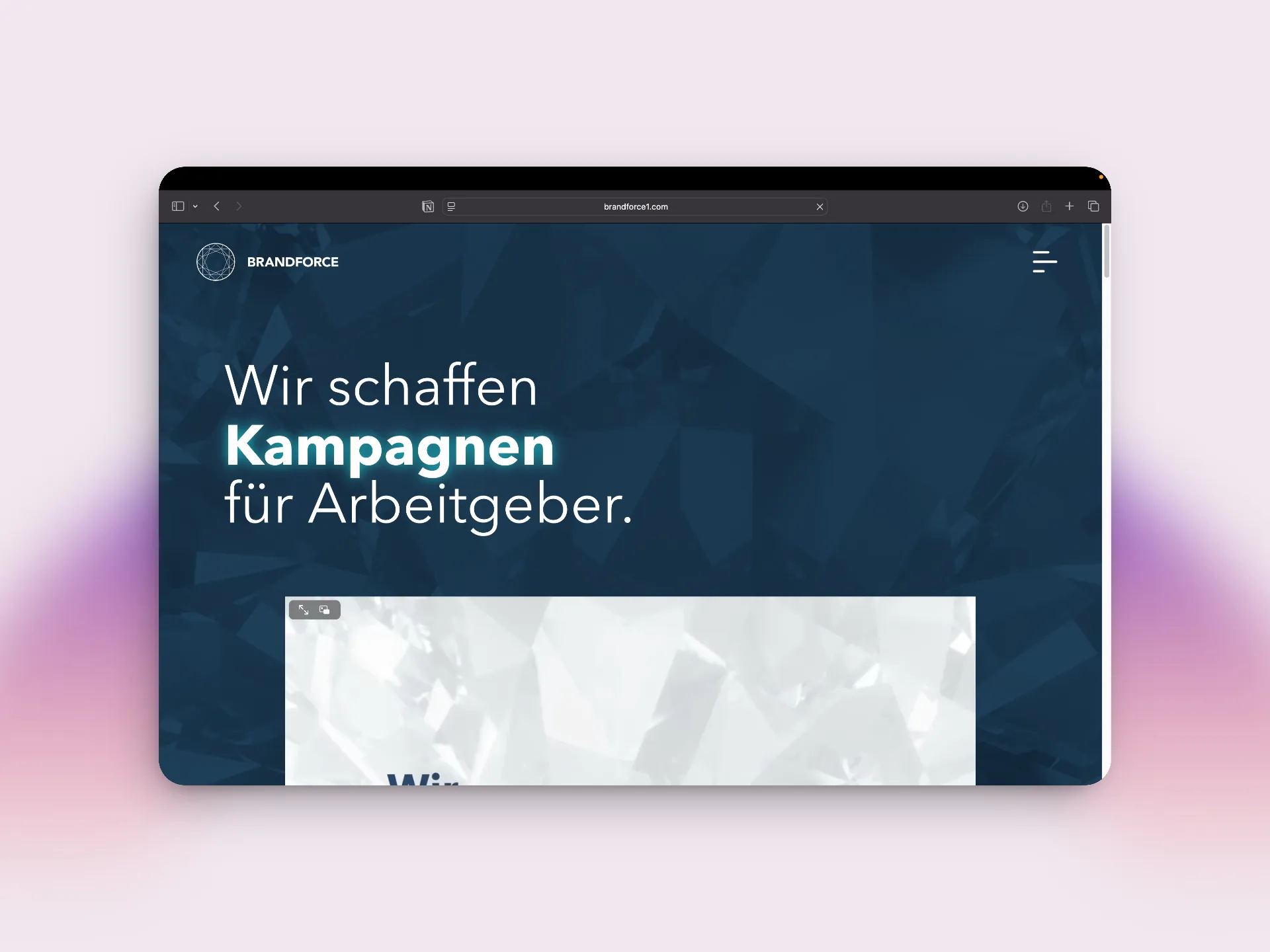 Ein Websitescreenshot der Agentur Brandforce