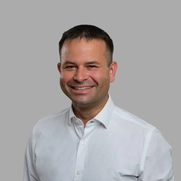 straling Employer Branding Kunde Fred Höfer