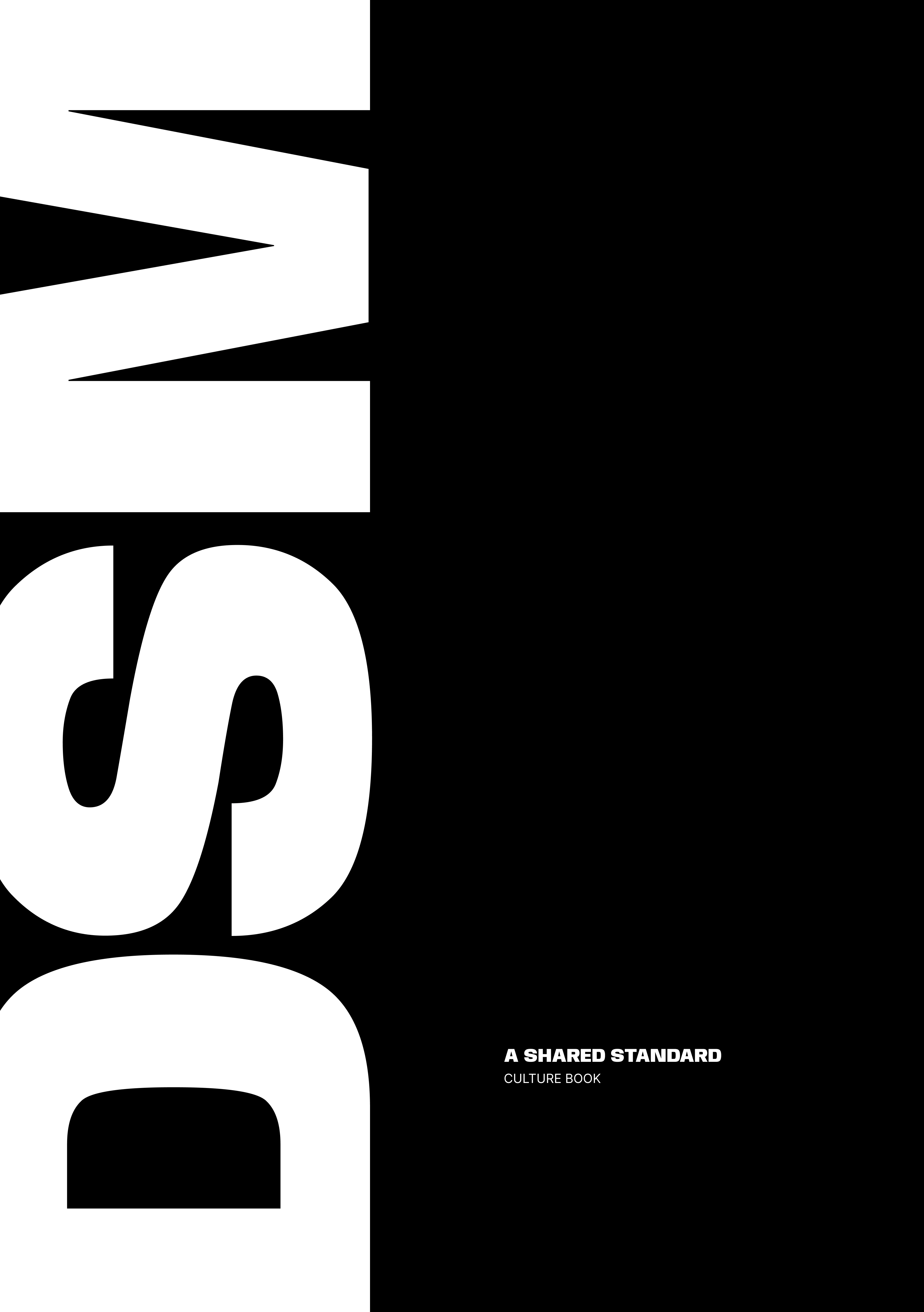 Showcasing des Covers eines Kulturbooklets erstellt von der Employer Branding Agentur strling