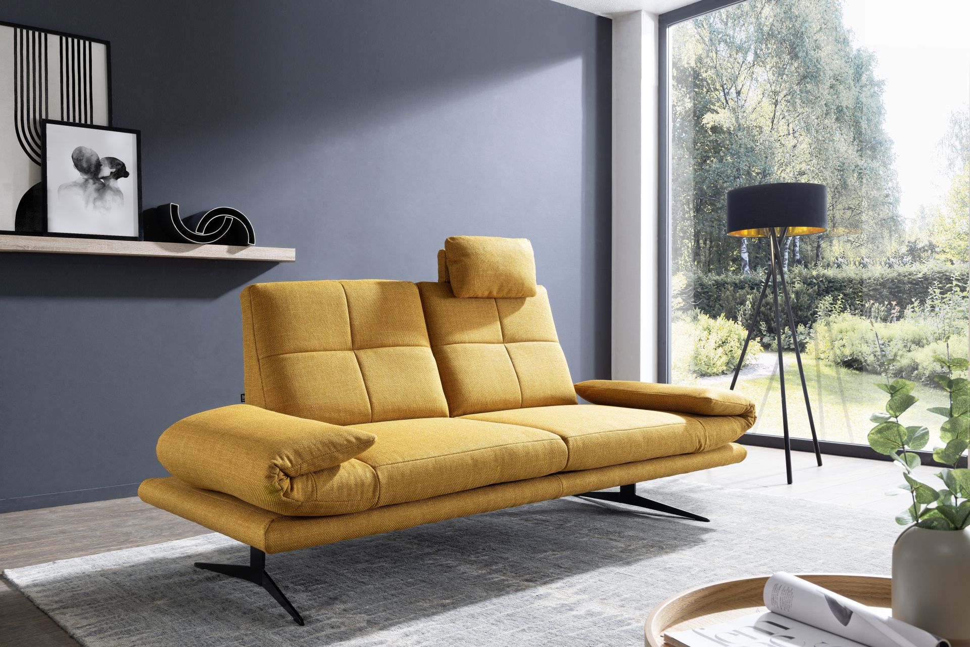 image of common sitting area (for a bed & breakfast)