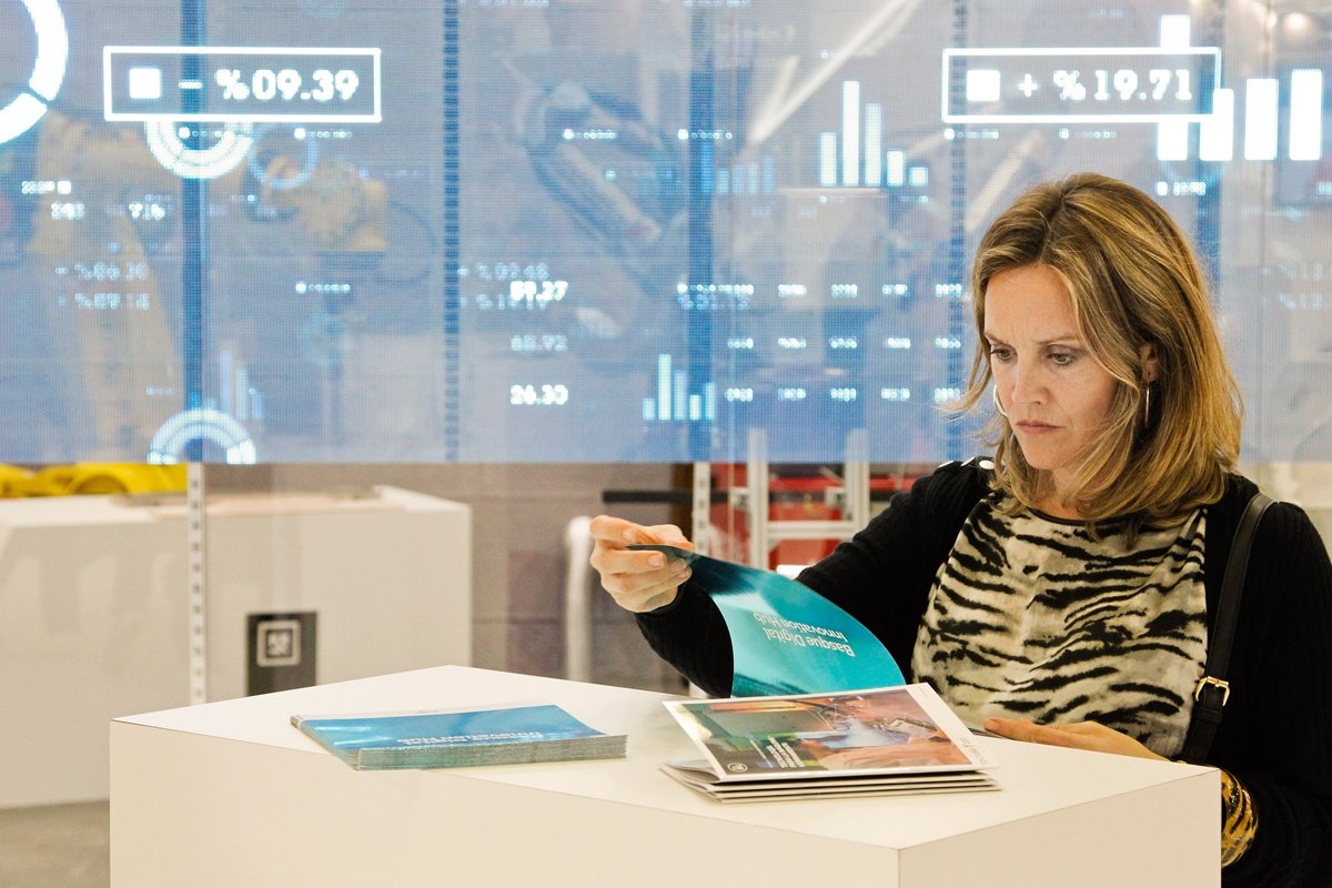 Démonstration des effets lumineux de Street Communication