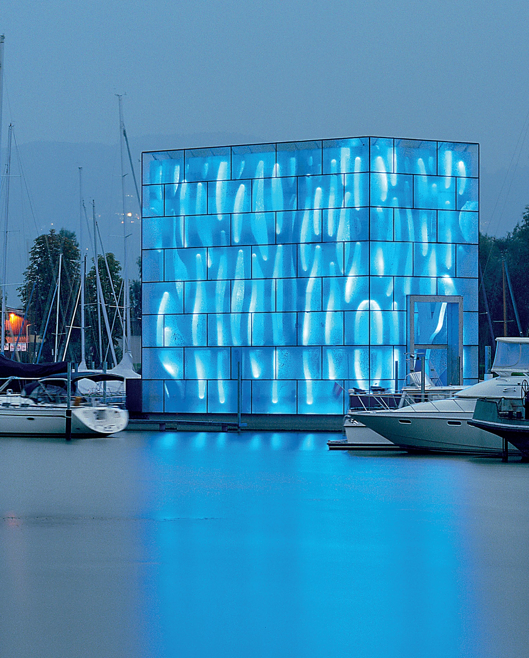 Façade de bâtiment LED Street Communication