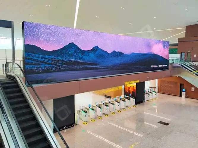 Street Communication outdoor LED screen installation