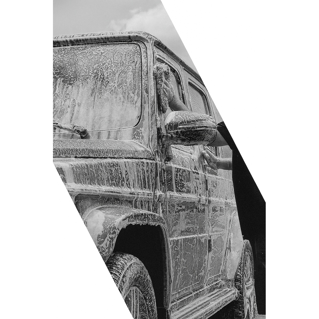 Clay bar treatment to remove bonded contaminants by Luxe Detail in Auckland.