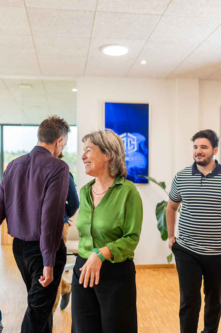 Christiane Leiste und Andreas Bertram in einem Deep Democracy Workshop mit Mitarbeitern im Rollen wechsel