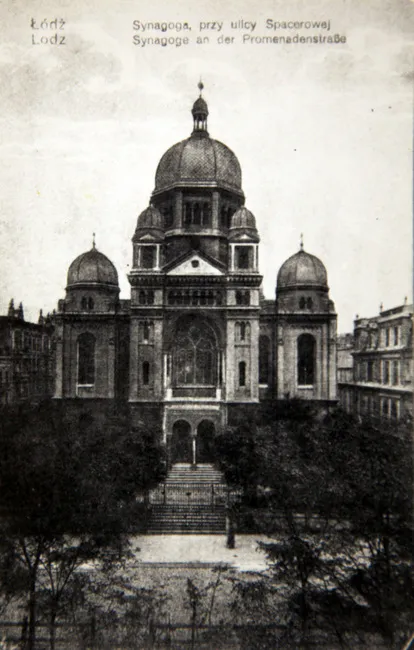 Lodz. A picture postcard, of the the Great German Synagogue.