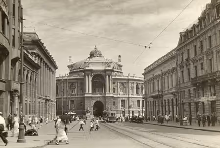 Odessa. Derzhavna opera. Poshtova card. 1933