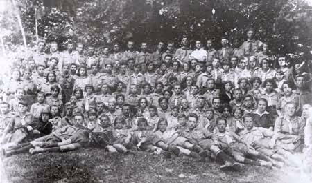 Group Photo of Jewish Youth