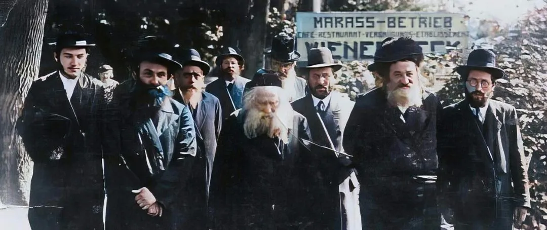 Imrei Emes entourage