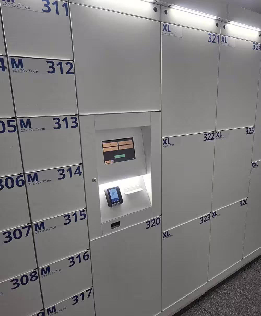 Lockers at Brussels Midi