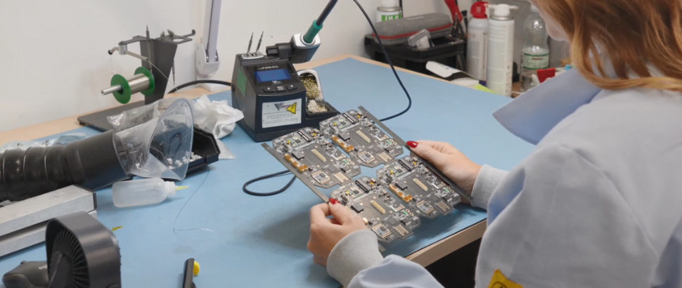 Long Product Lifecycles: Managing 15-Year Production Runs in Medical Devices